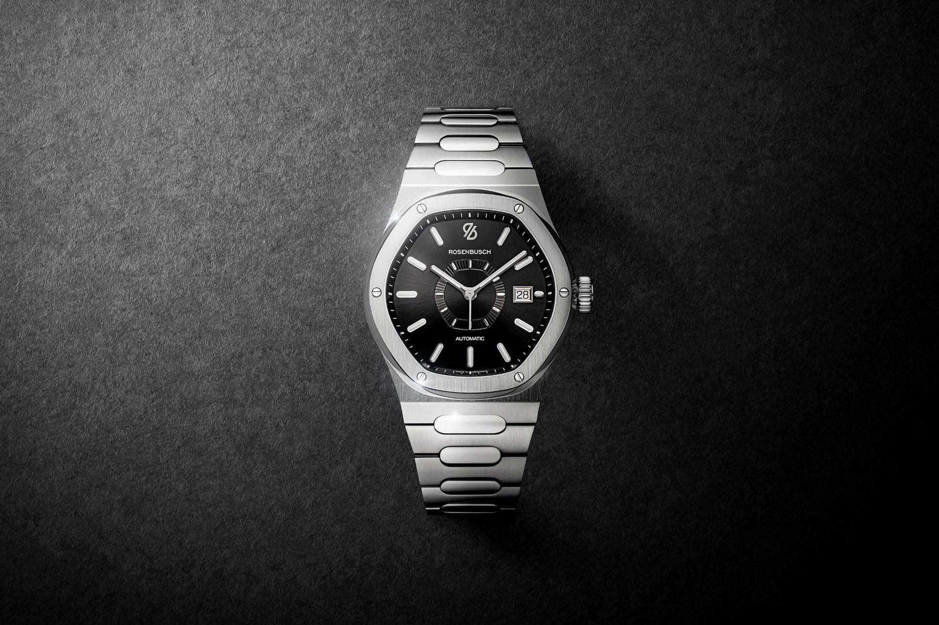 Rosenbusch-Watches-The-Quest-Deep-Black-Slider_c389d067-a15d-48dc-90af-17319167d223.jpg