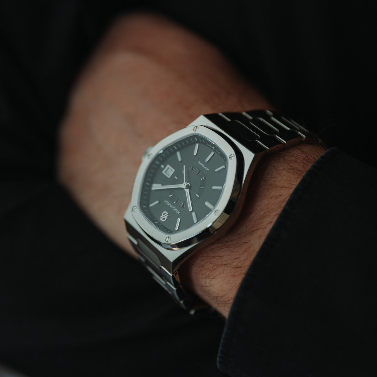 The Quest RB200 – Deep Black – Rosenbusch Watches GmbH